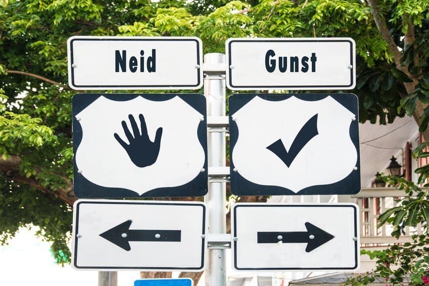 neid-im-freundeskreis-schild
